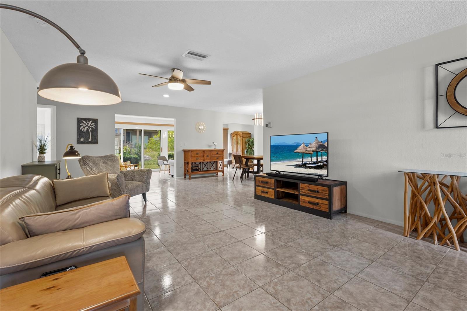 PALM-AIRE AT SARASOTA 7-B - Residential