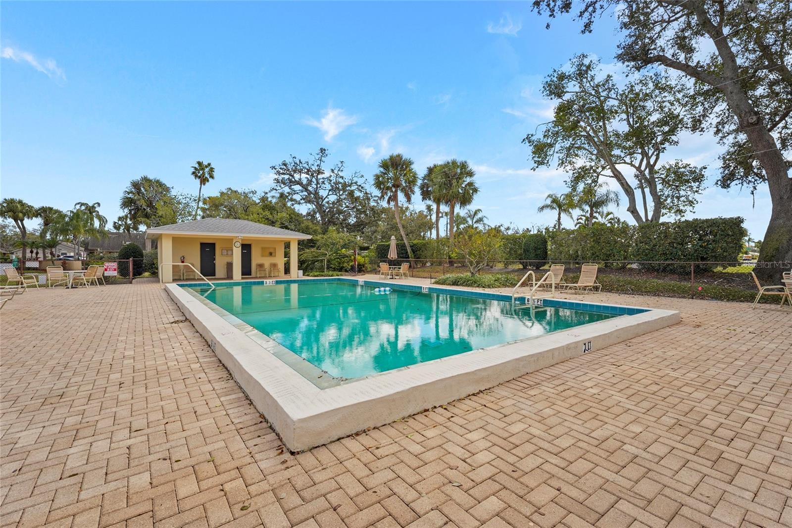 PALM-AIRE AT SARASOTA 7-B - Residential
