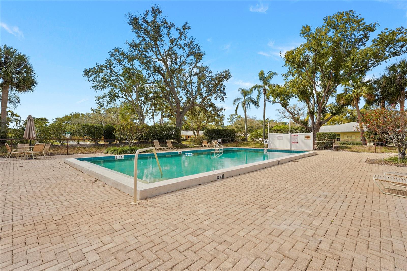 PALM-AIRE AT SARASOTA 7-B - Residential