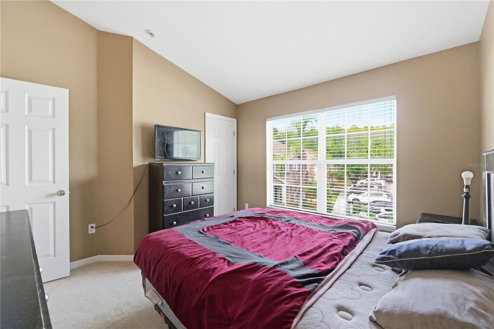 TOWNHOMES OF COUNTRY RUN PH - Residential