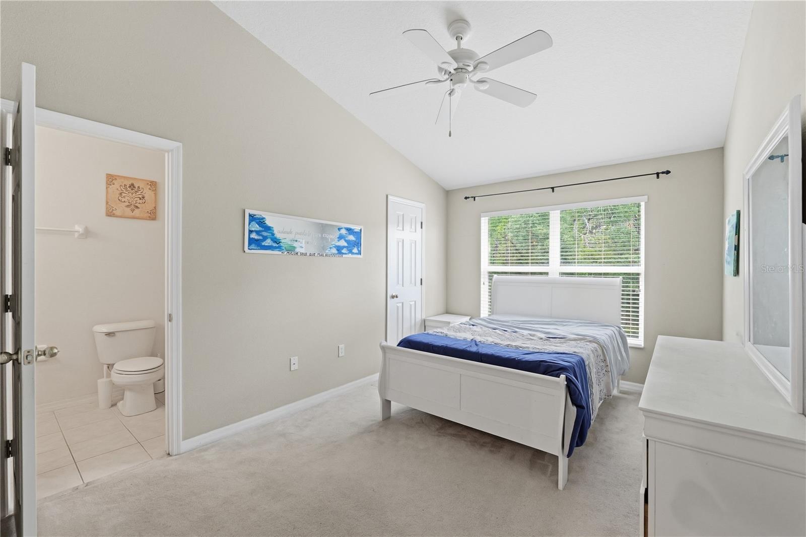 TOWNHOMES OF COUNTRY RUN PH - Residential