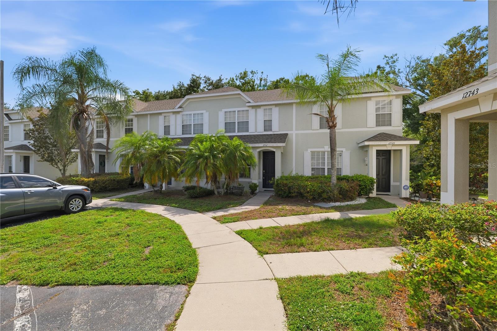 TOWNHOMES OF COUNTRY RUN PH - Residential