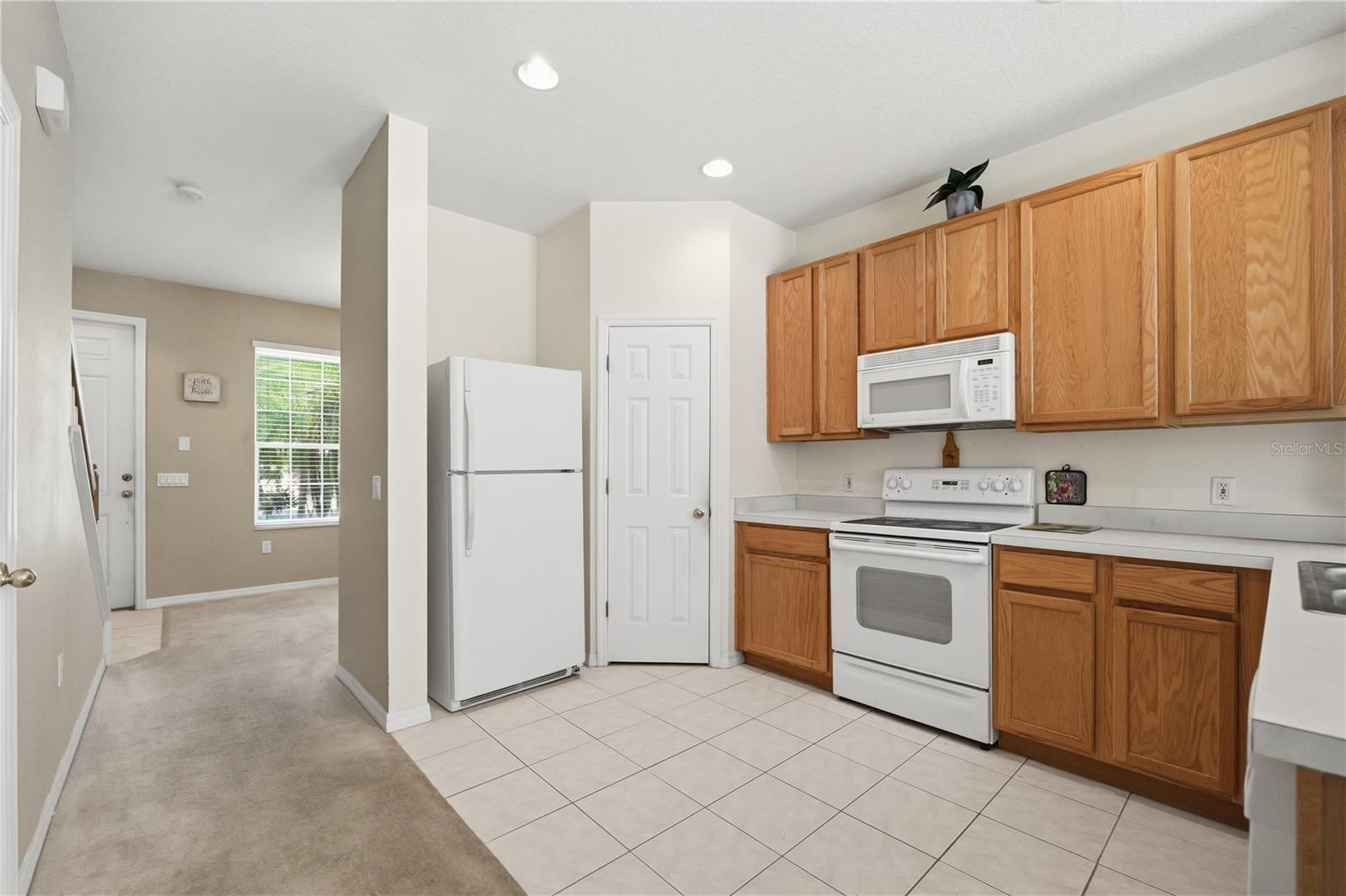 TOWNHOMES OF COUNTRY RUN PH - Residential