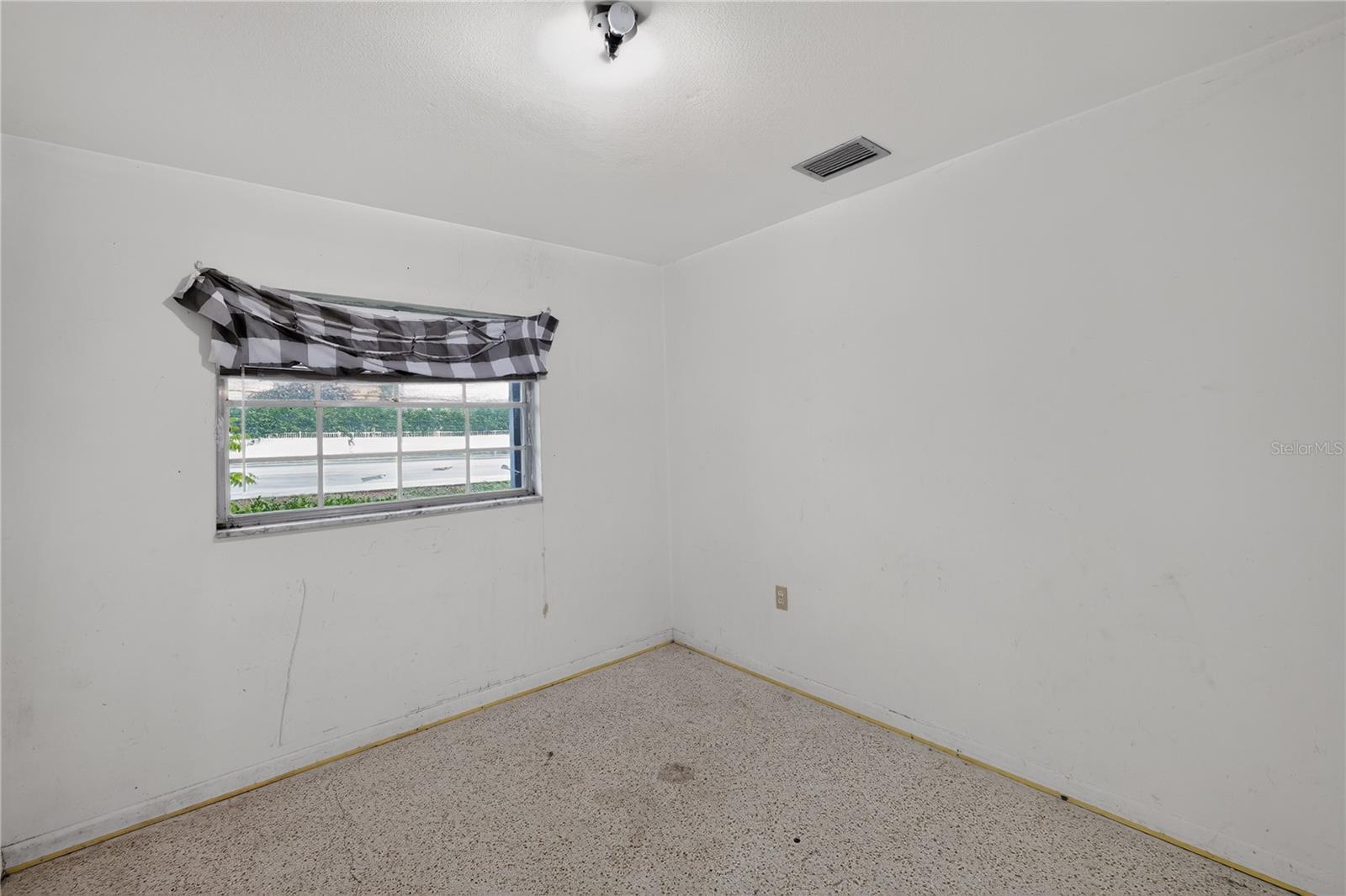 NOT IN SUBDIVISION - Residential