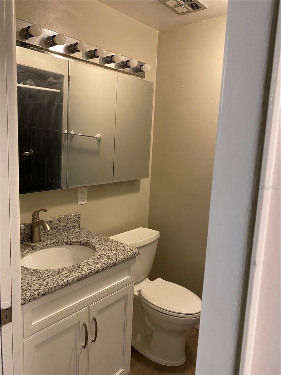 LAKE MARGARET ESTATES - Residential Lease