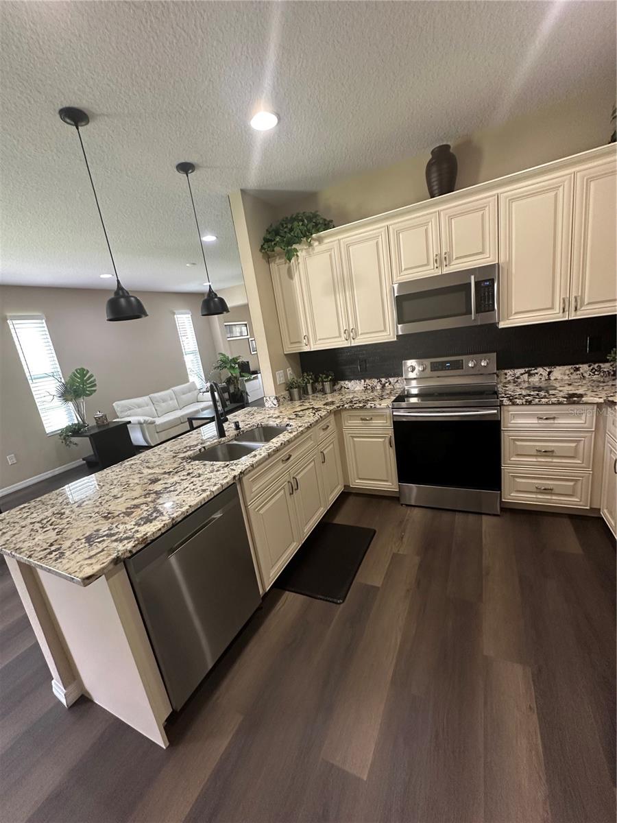 LEESBURG ARLINGTON RIDGE PH 1-C - Residential