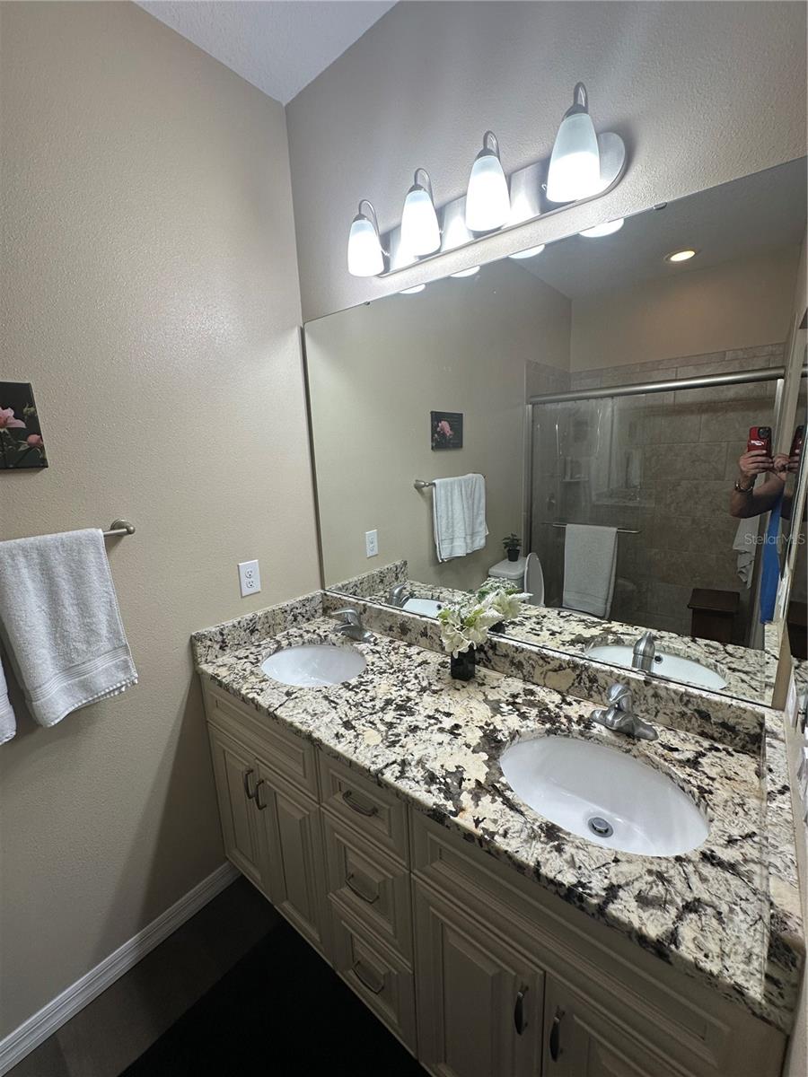 LEESBURG ARLINGTON RIDGE PH 1-C - Residential