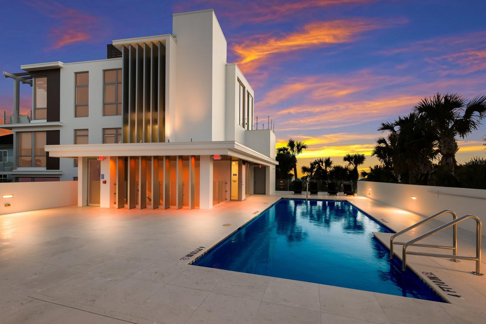 89 BEACH - Residential