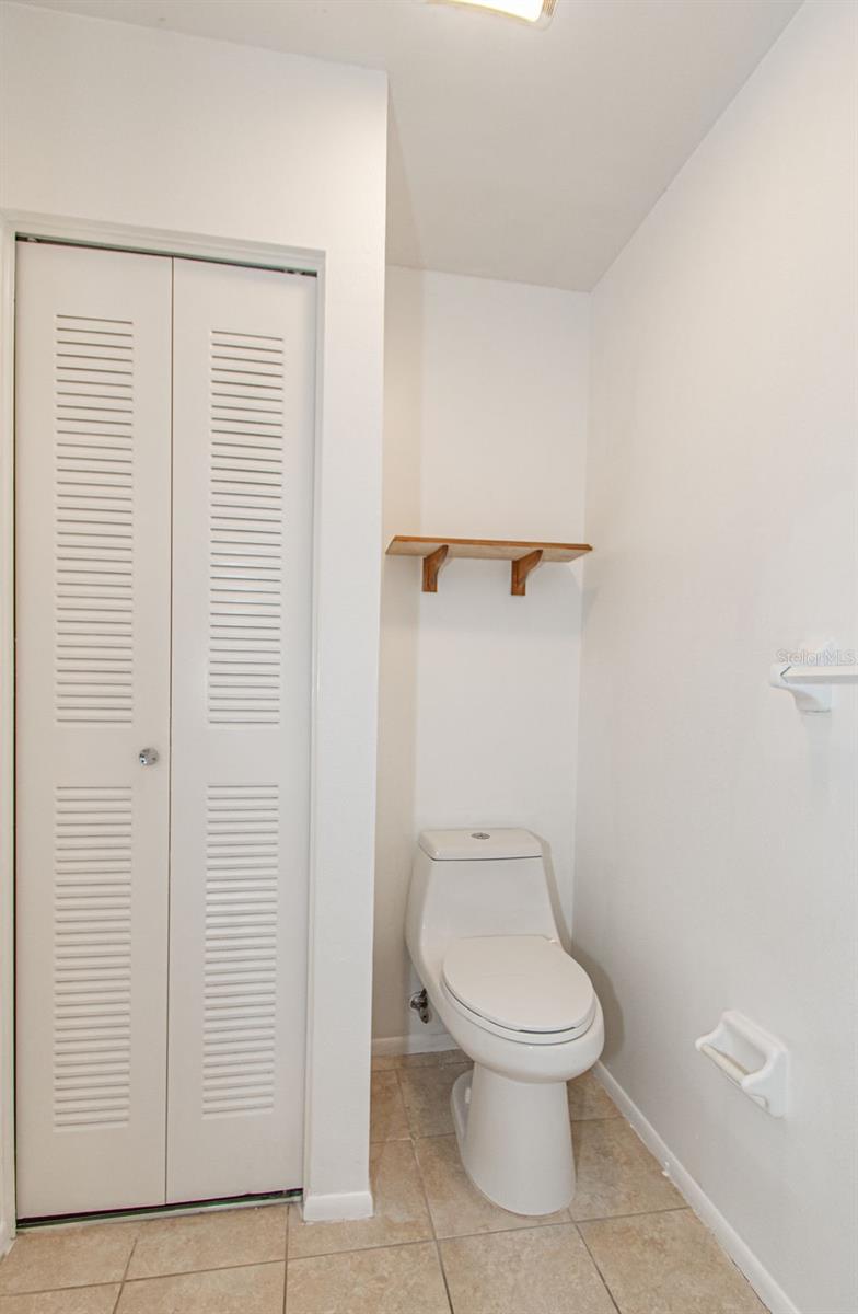 BAY TOWNE WEST - Residential Lease