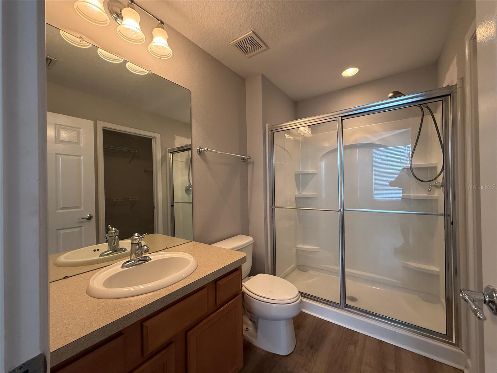 TRILLIUM VILLAGE B - Residential
