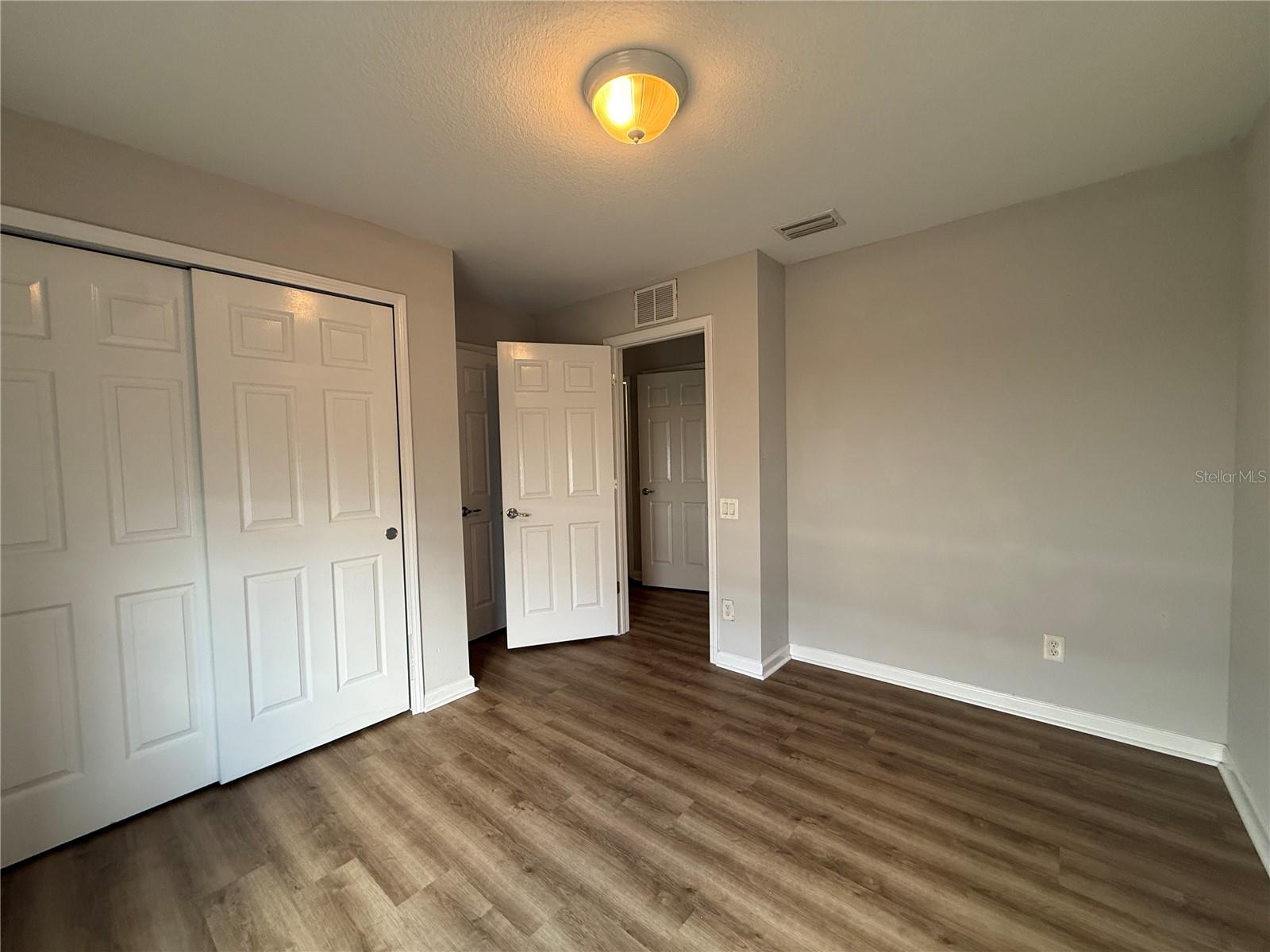 TRILLIUM VILLAGE B - Residential