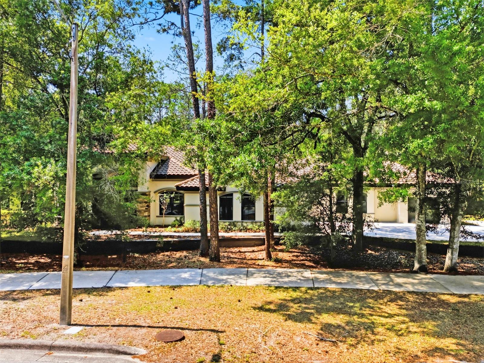 RIDGEMOOR - Residential