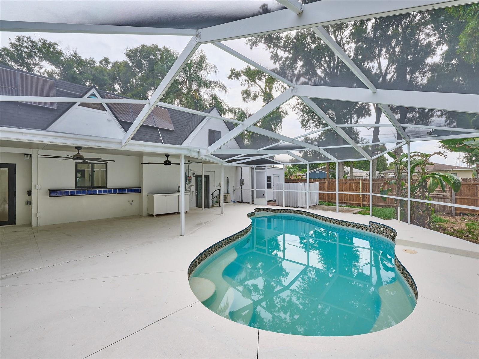 BROADMOOR SUB - Residential