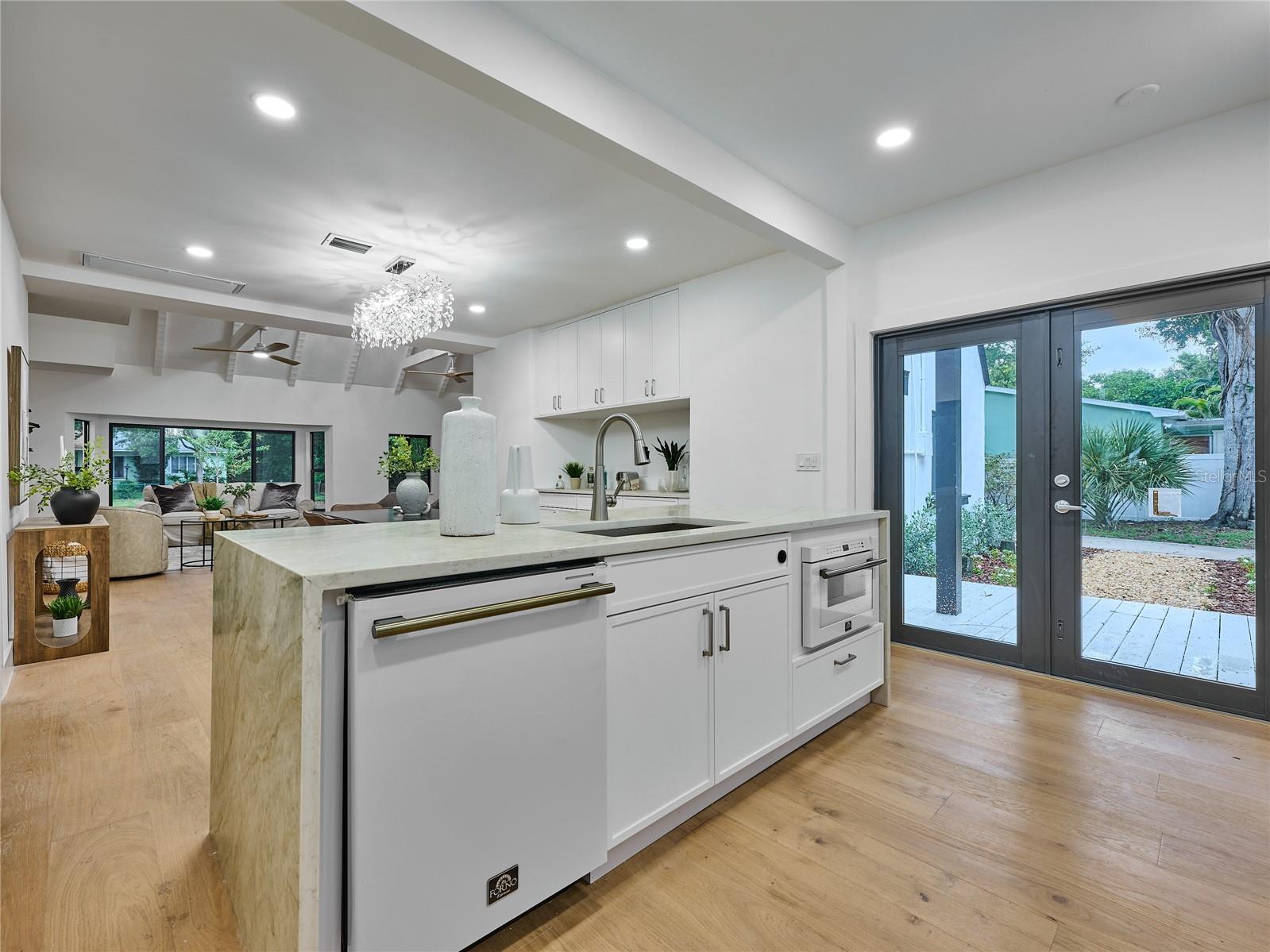 BROADMOOR SUB - Residential