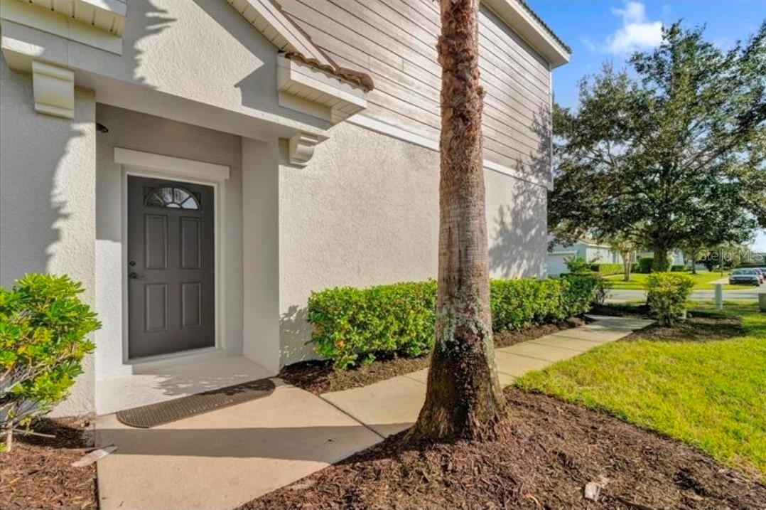 SOMERSET CHASE - Residential
