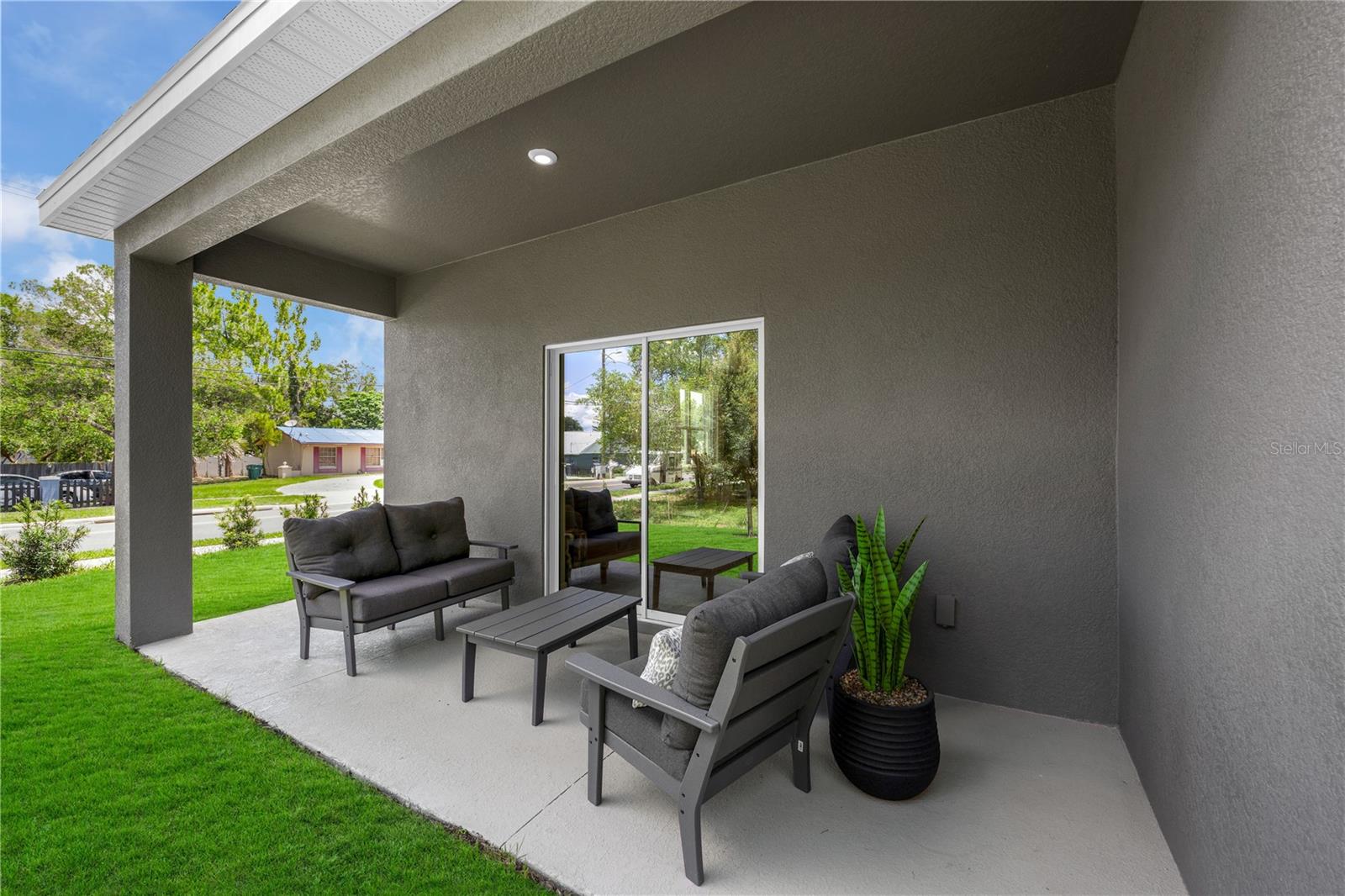 SORRENTO PINES - Residential