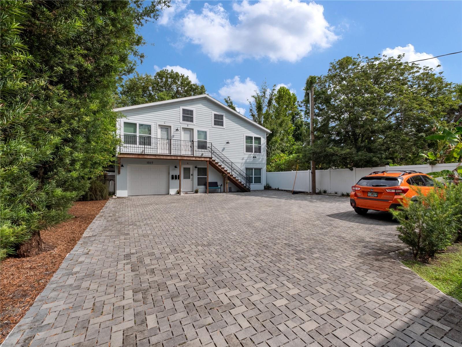 LAKE DAVIS HEIGHTS - Residential Income