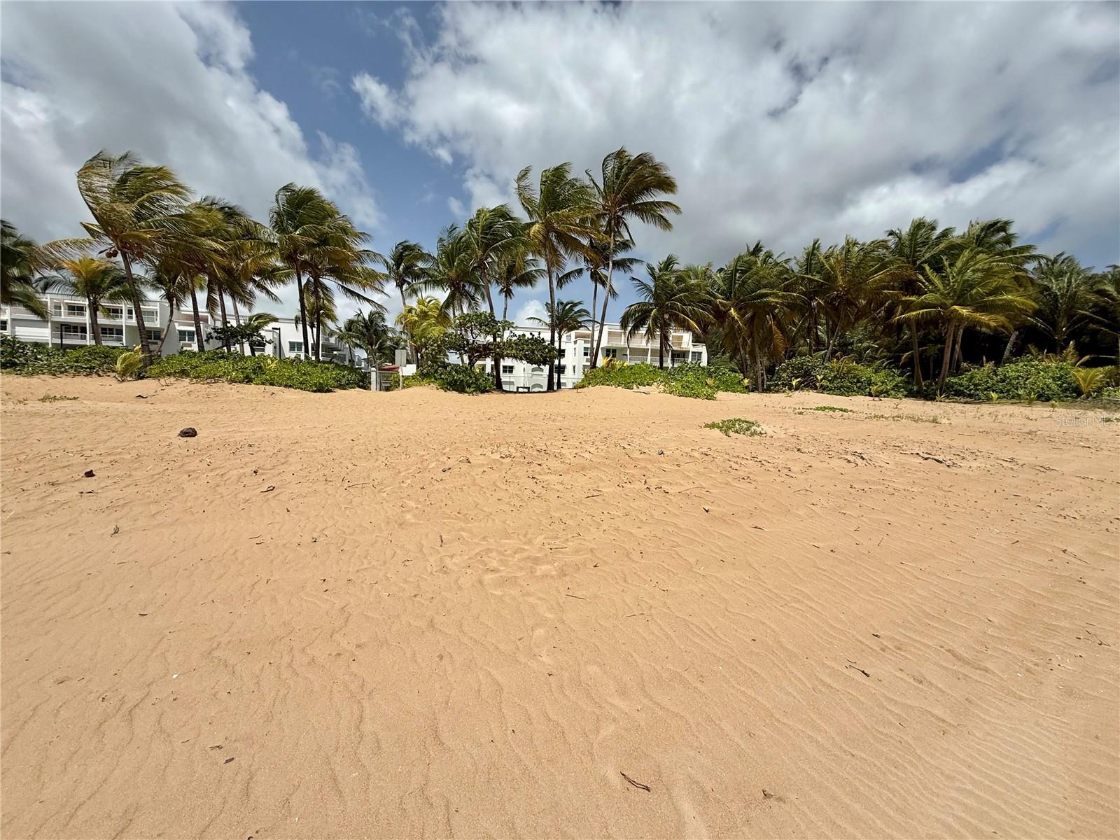 VEREDA DEL MAR CONDOMINIUM - Residential