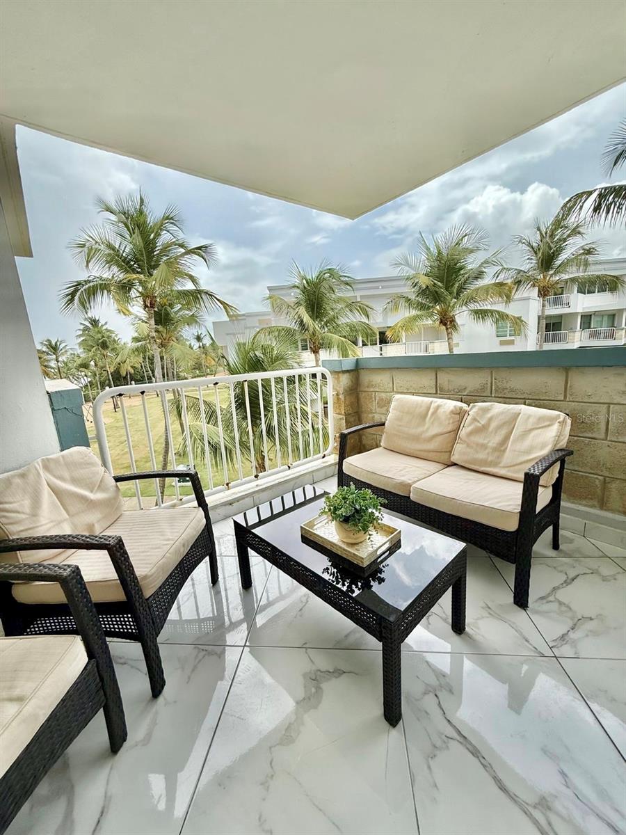 VEREDA DEL MAR CONDOMINIUM - Residential