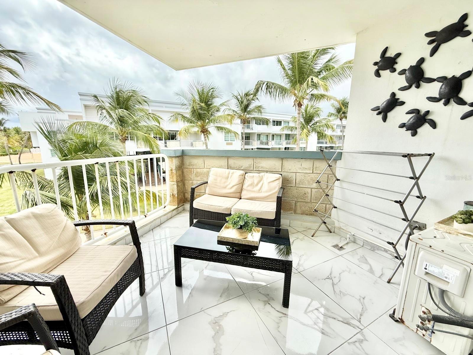 VEREDA DEL MAR CONDOMINIUM - Residential