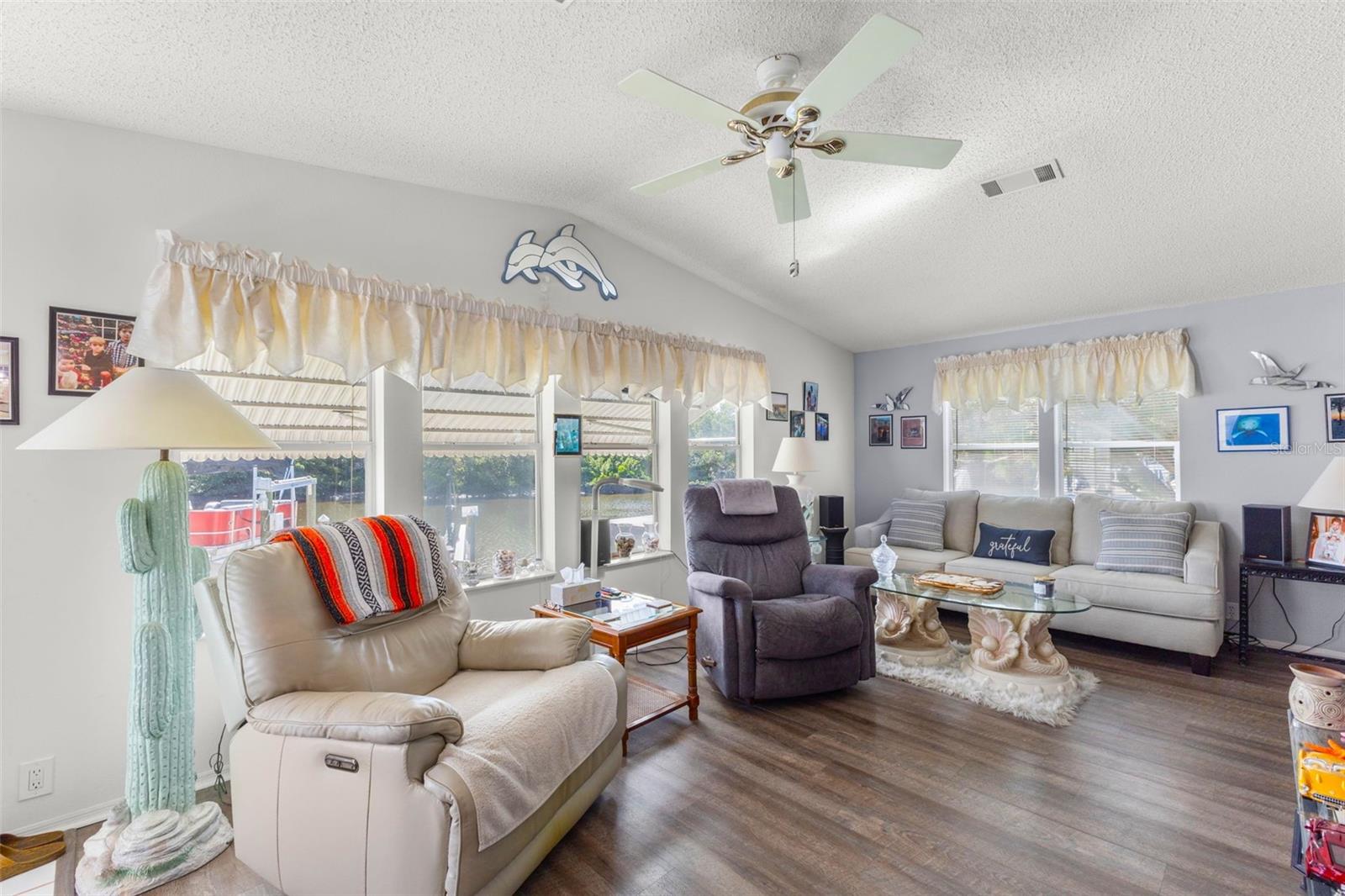 MOBEL AMERICANA MOBILE HOME PARK UNREC - Residential