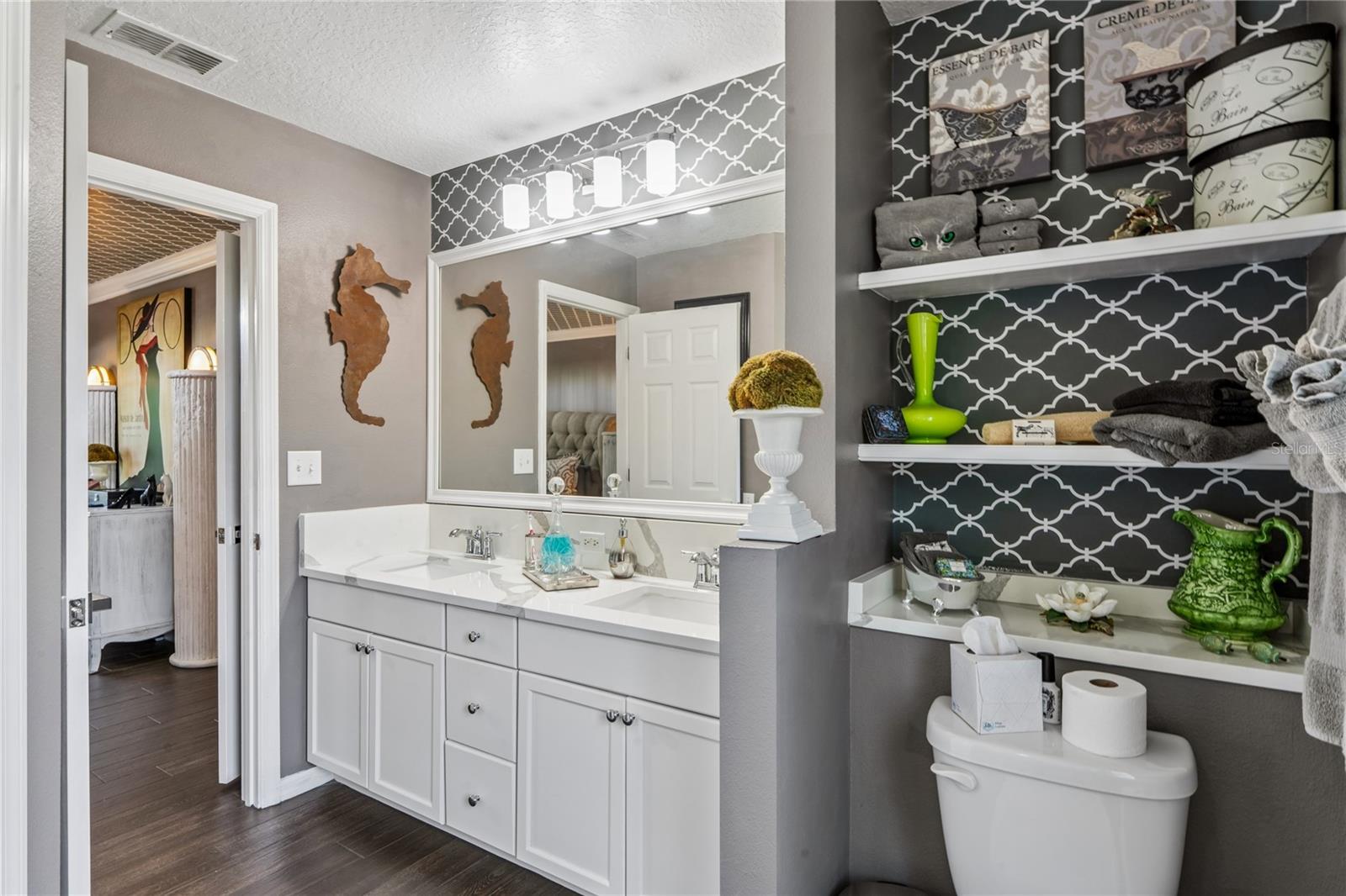 SPRING HILL - Residential