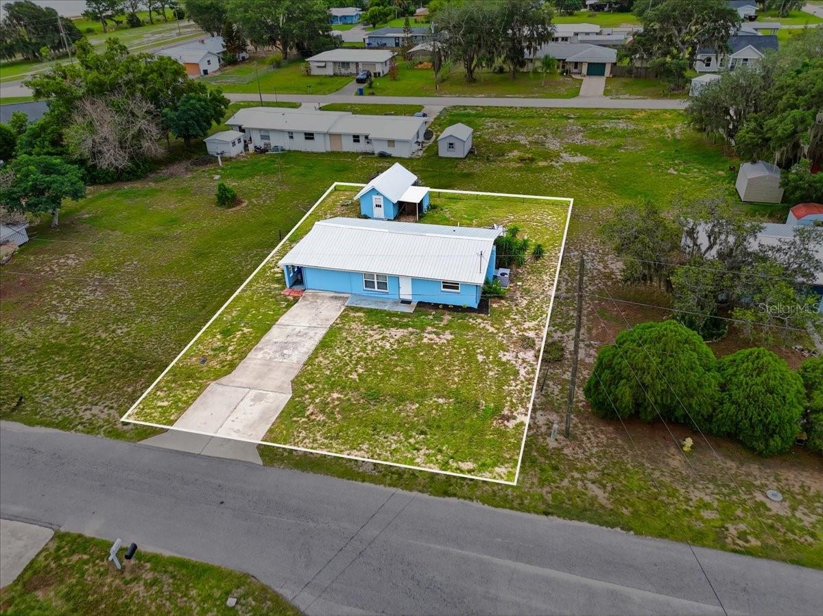 AVON PARK LAKES - Residential