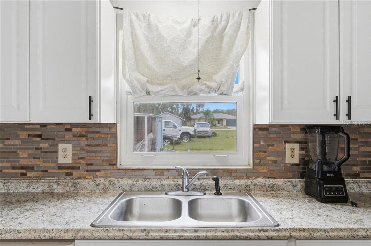 AVON PARK LAKES - Residential