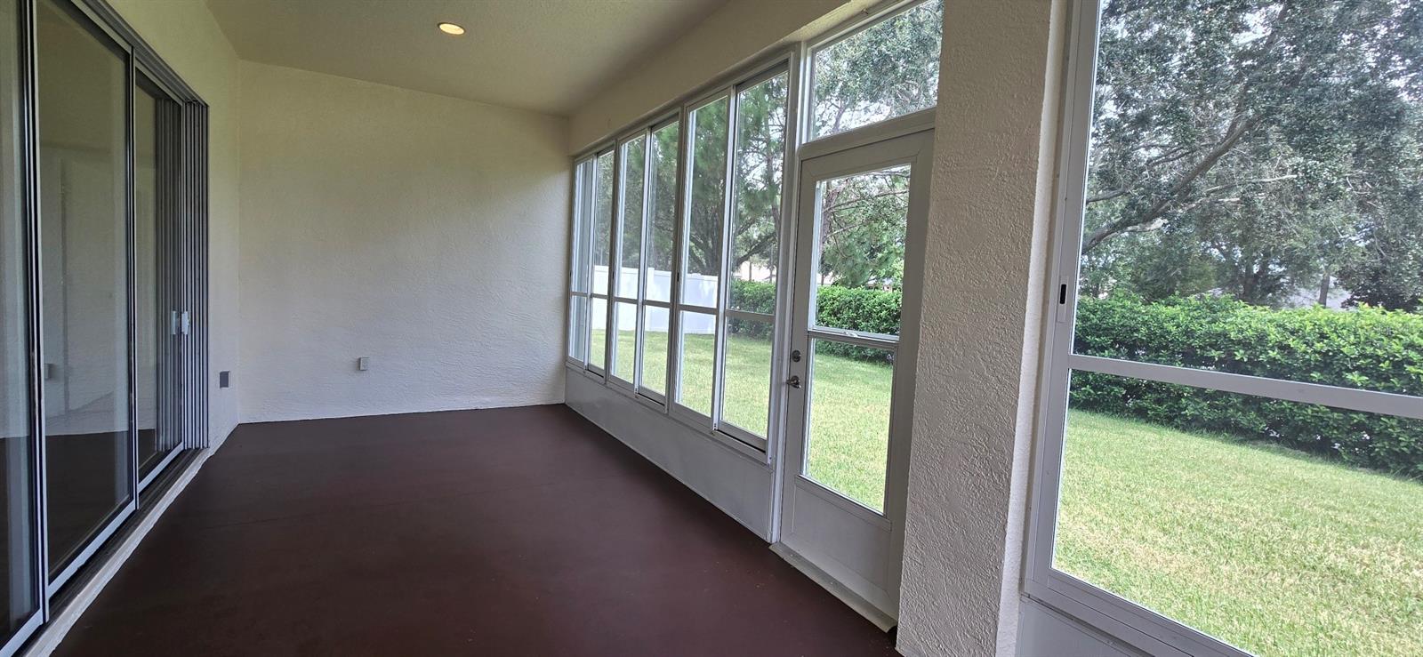 SADDLE CREEK 1 - Residential Lease