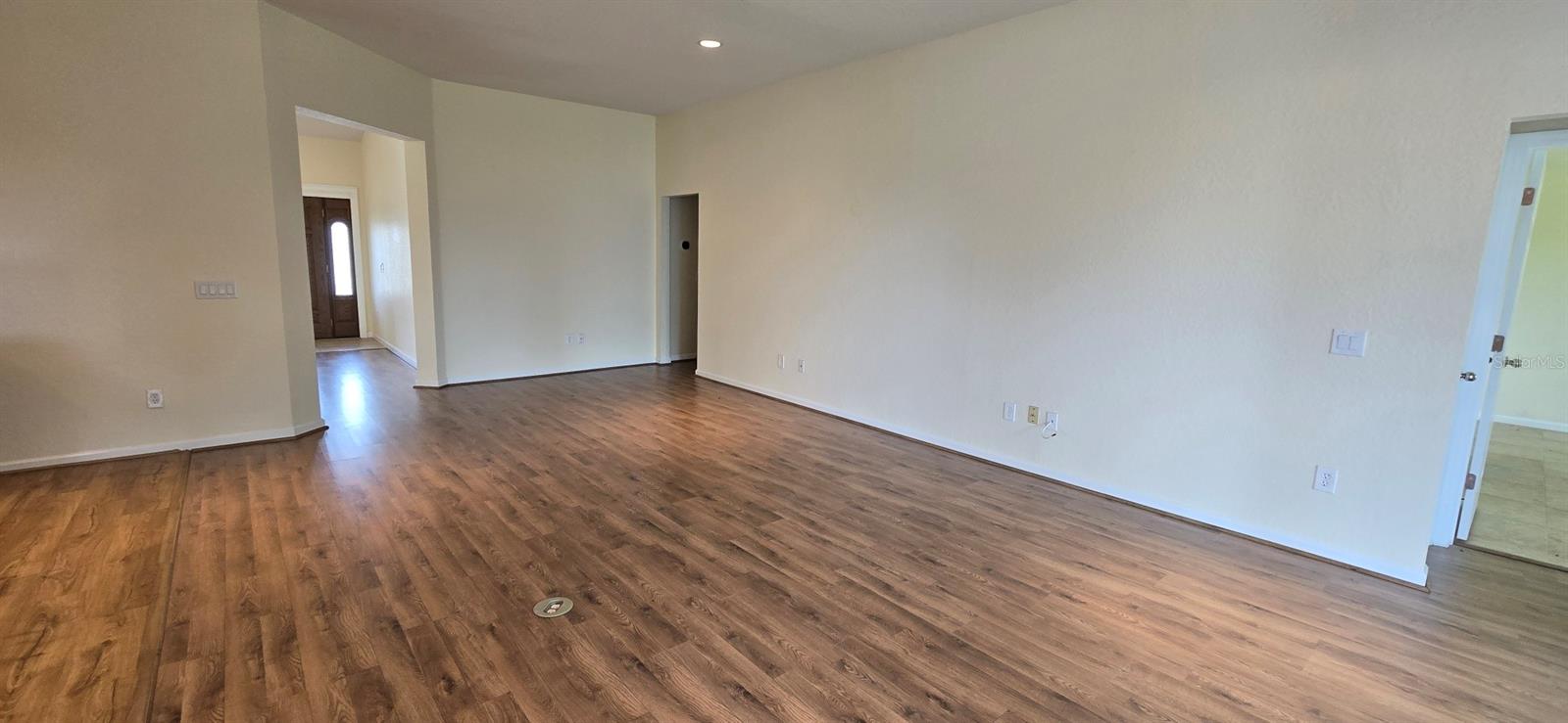 SADDLE CREEK 1 - Residential Lease