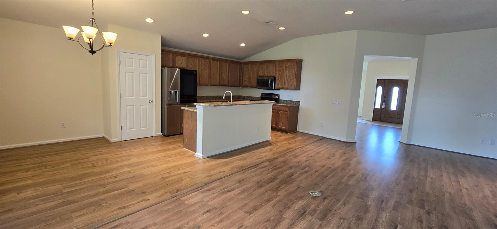 SADDLE CREEK 1 - Residential Lease