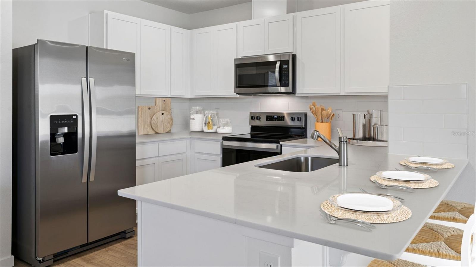 HARMONY WEST - Residential