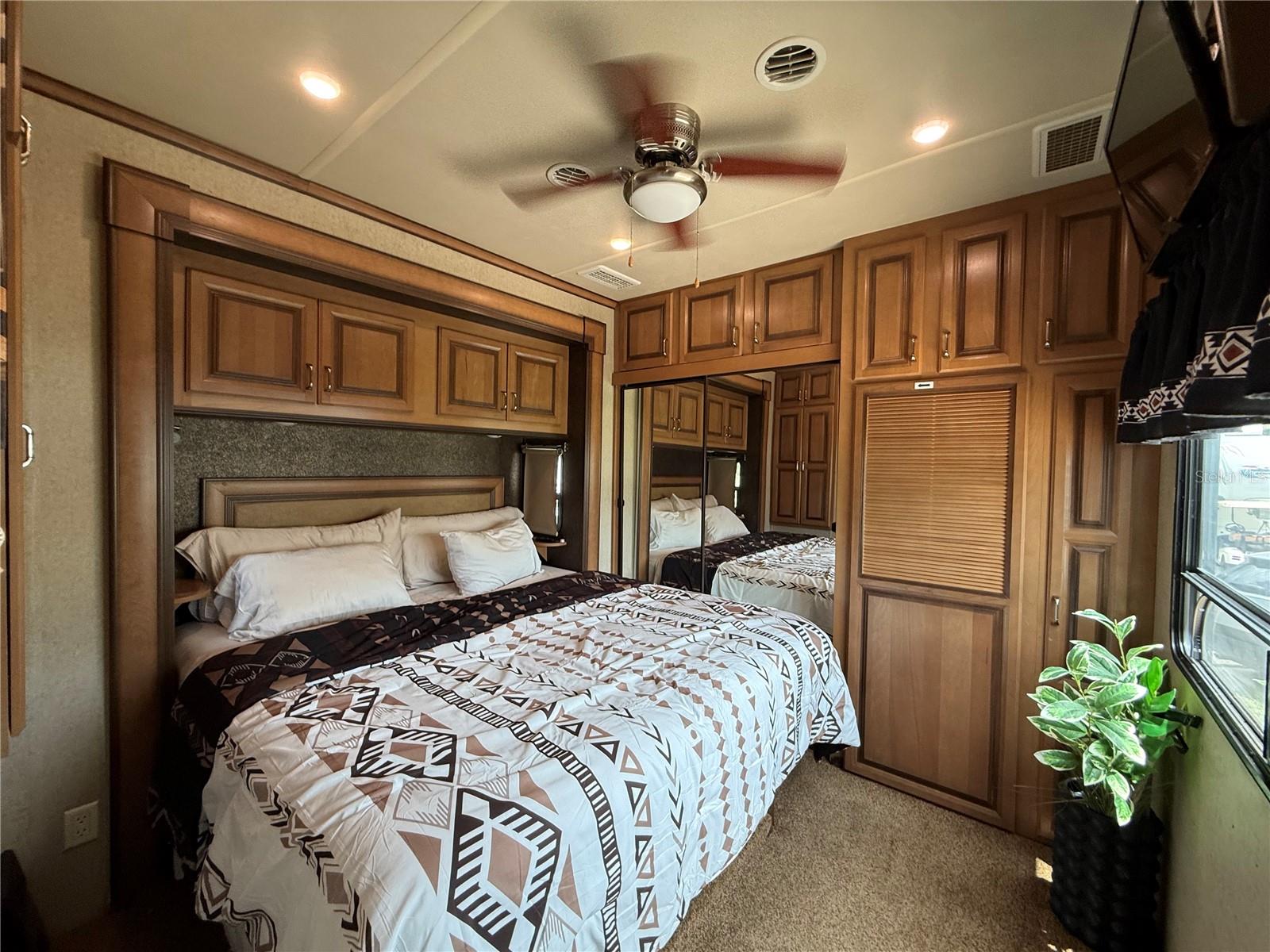 VILLAGE PARK AT THE WILDERNESS RV PARK ESTATES - Land