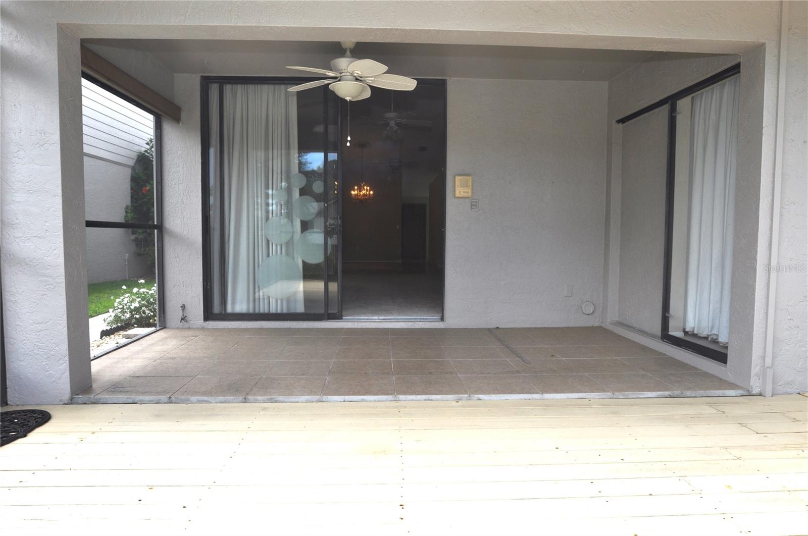 SALEM SQUARE - Residential