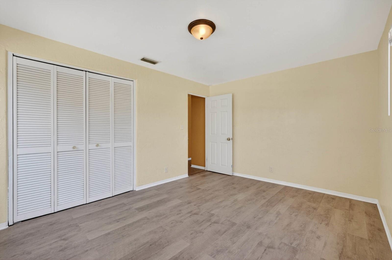 ORMOND OCEAN GARDENS - Residential
