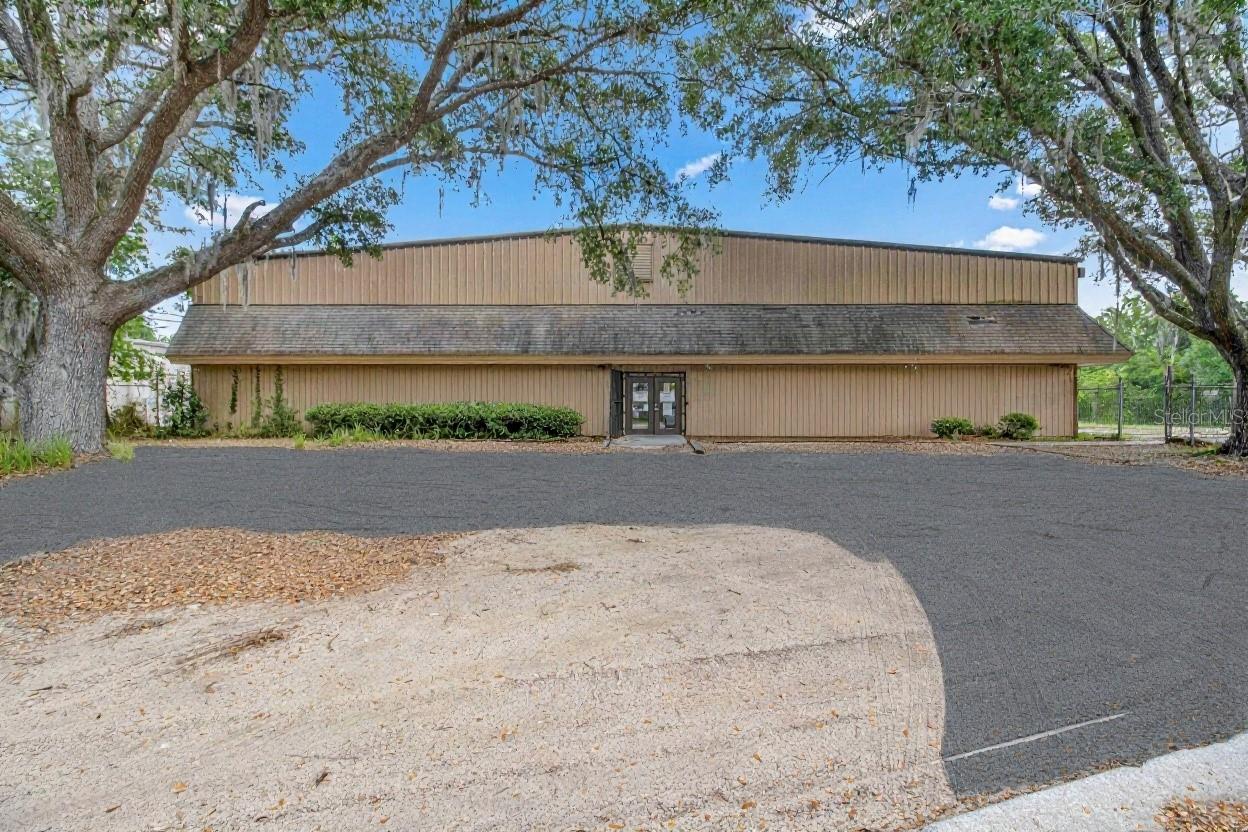 ANTHONY INDUST PARK - Commercial Sale