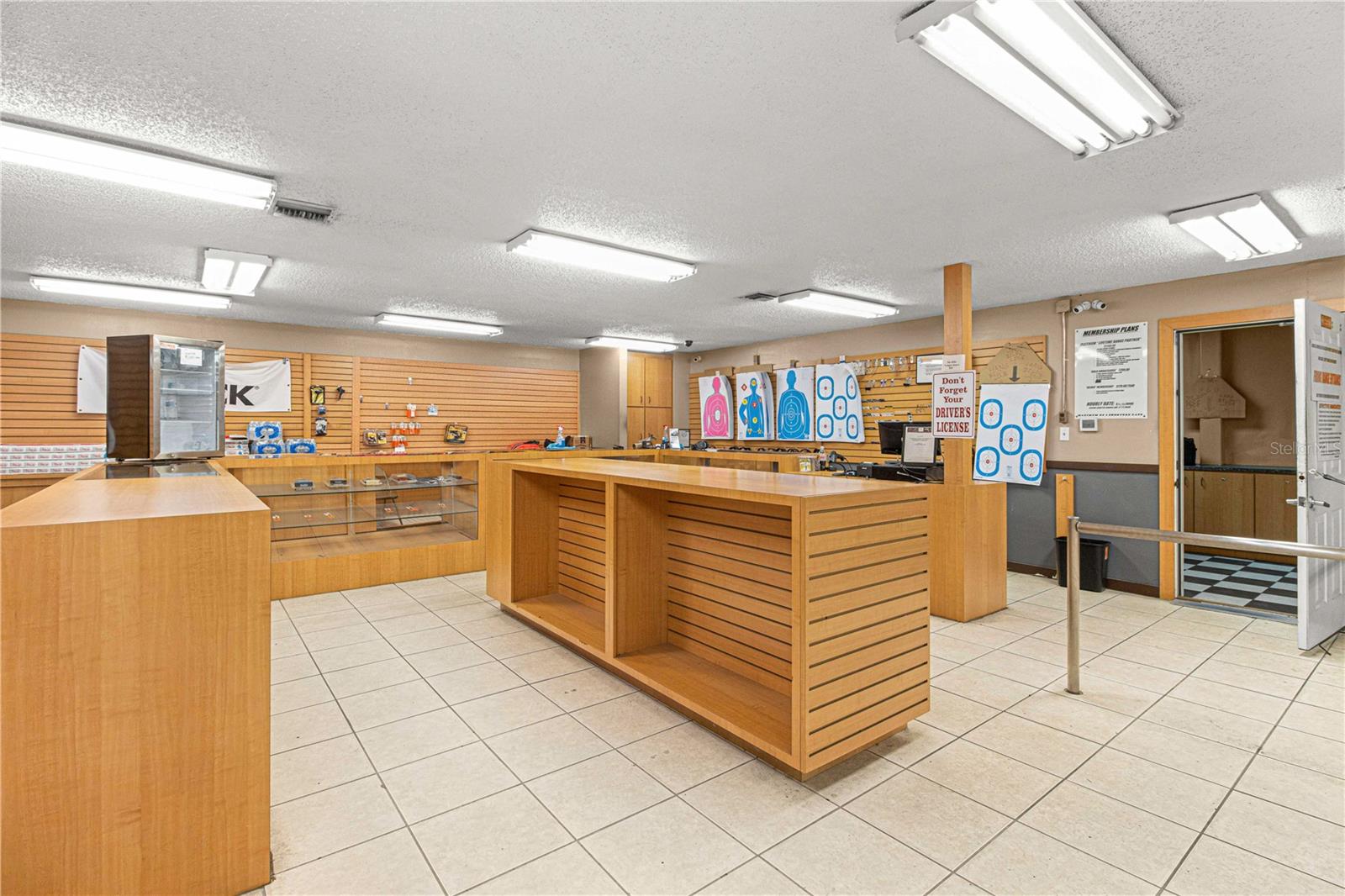 ANTHONY INDUST PARK - Commercial Sale