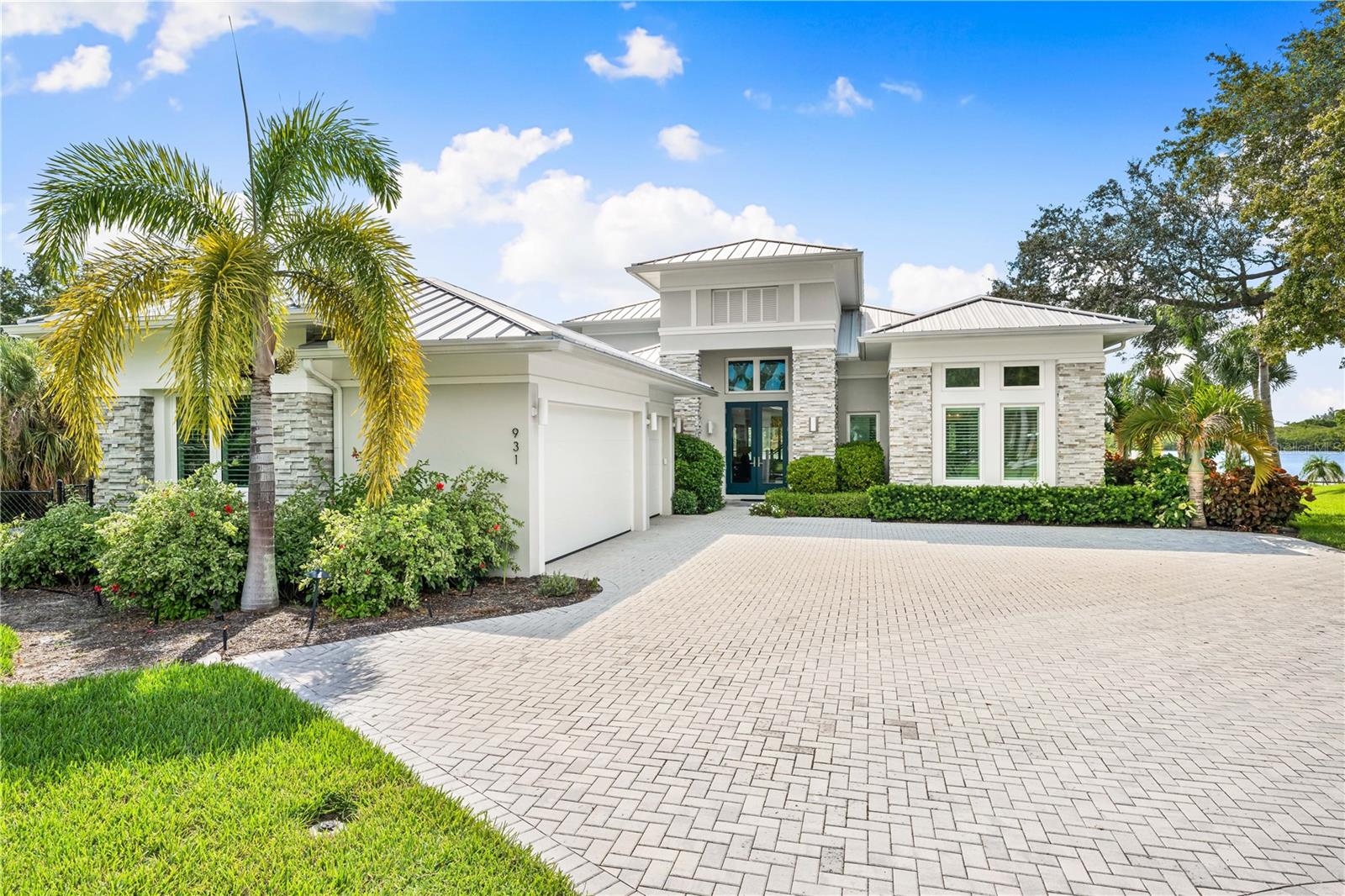 0000 - NOT PART OF A SUBDIVISION - Residential