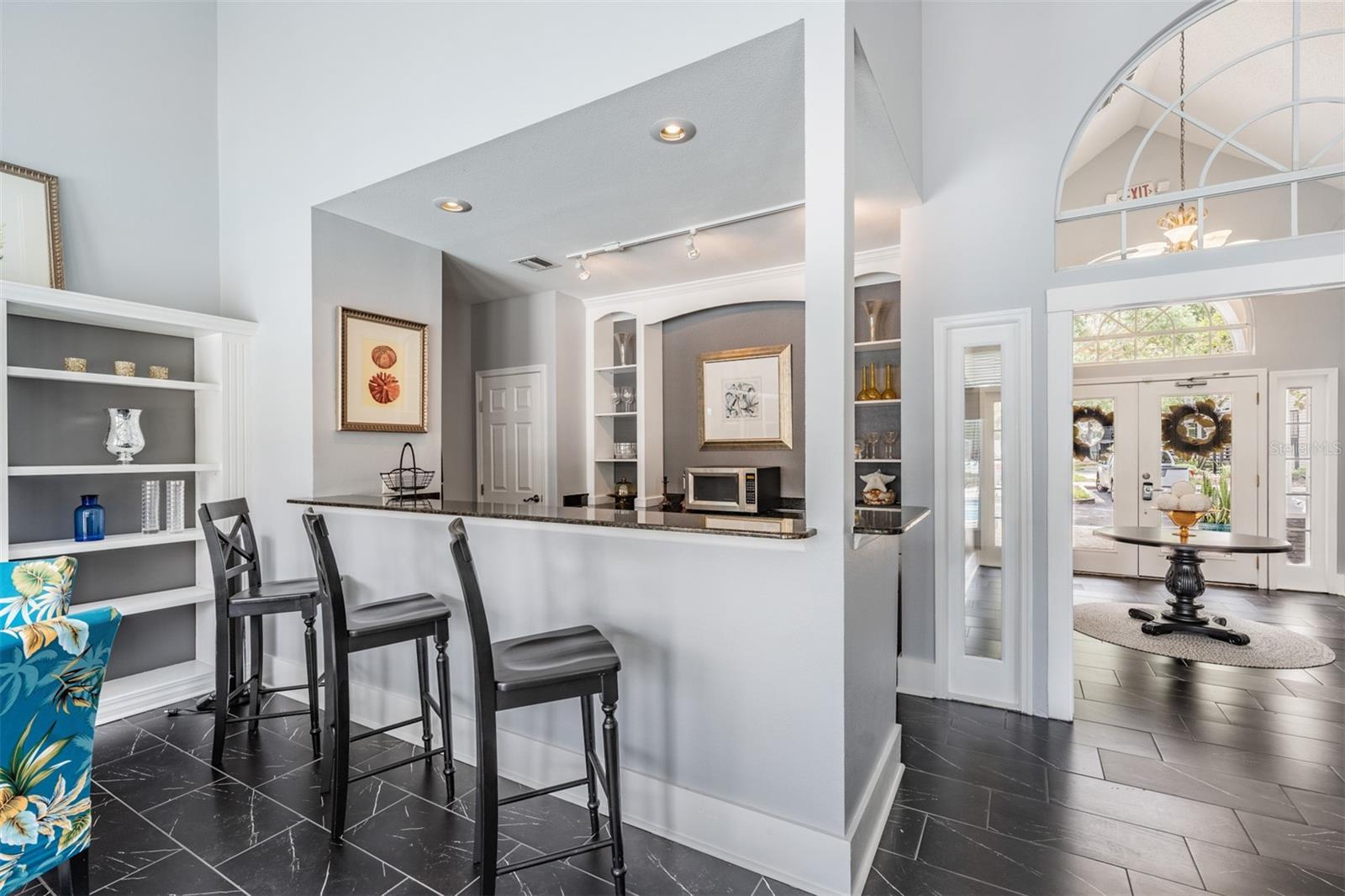 BENTLEY AT COBBS LANDING CONDO THE - Residential