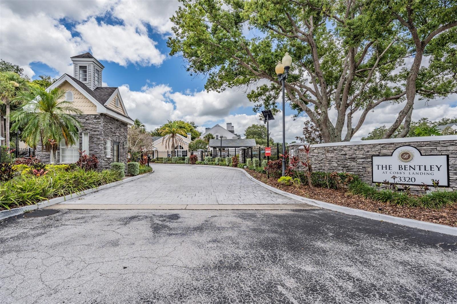 BENTLEY AT COBBS LANDING CONDO THE - Residential