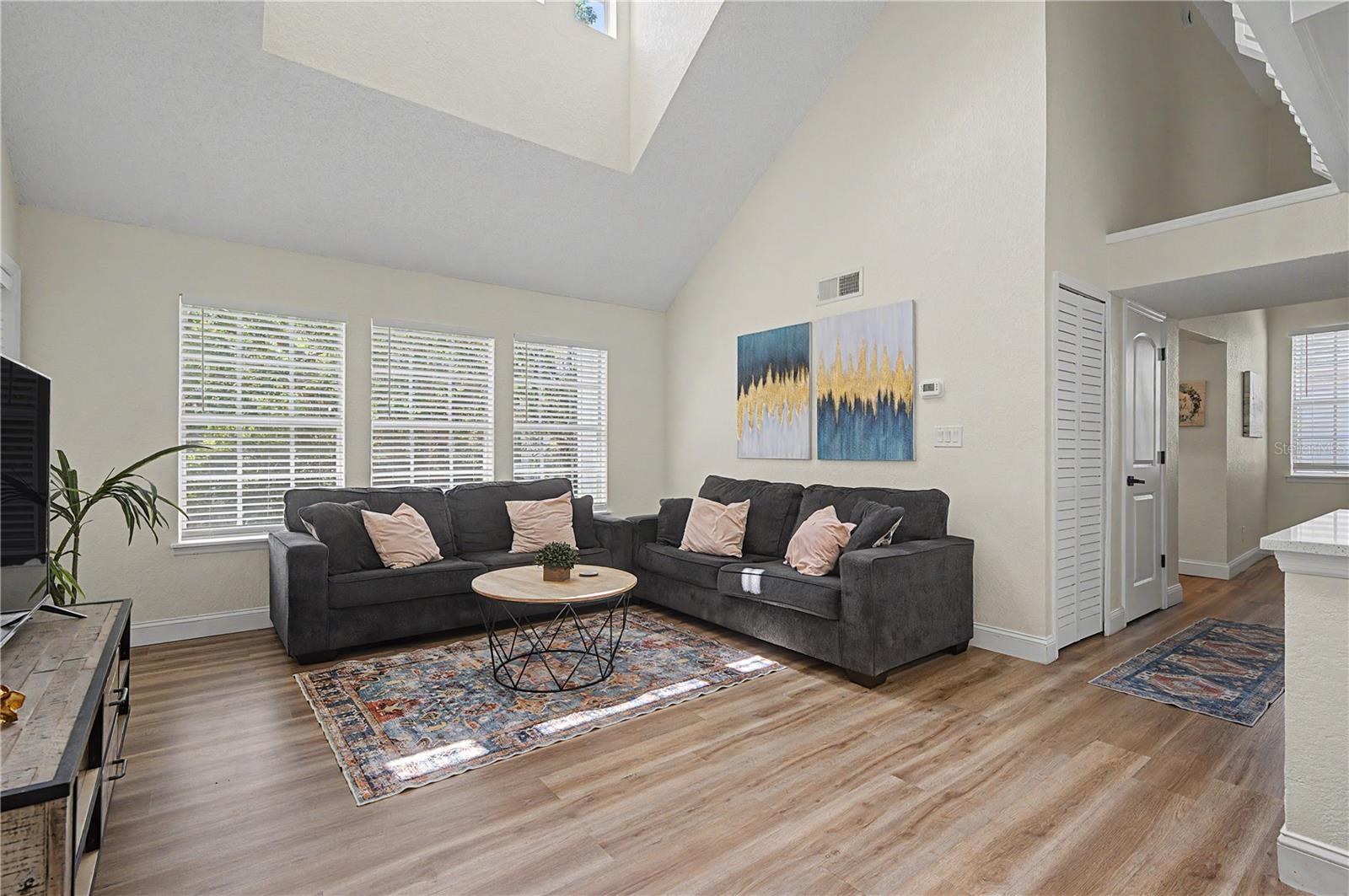 BENTLEY AT COBBS LANDING CONDO THE - Residential