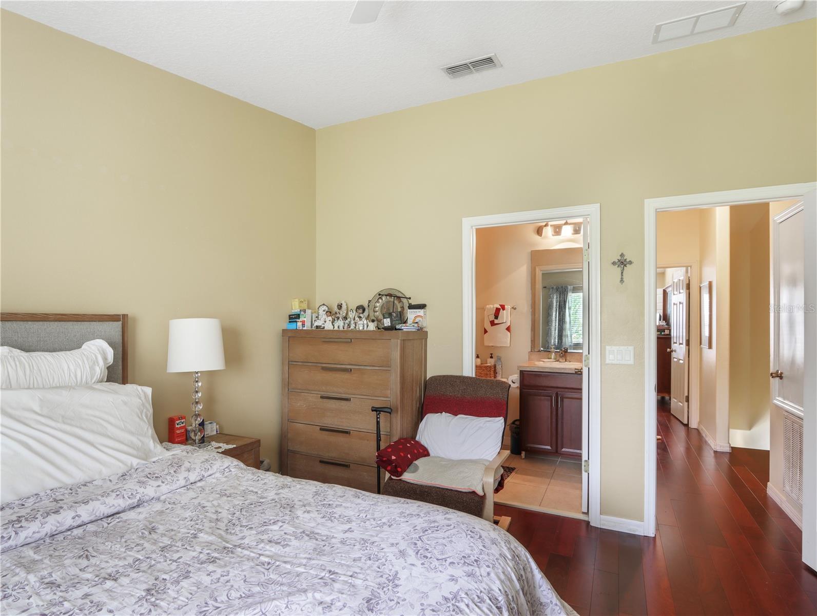 WINDSOR LAKE TOWNHOMES - Residential
