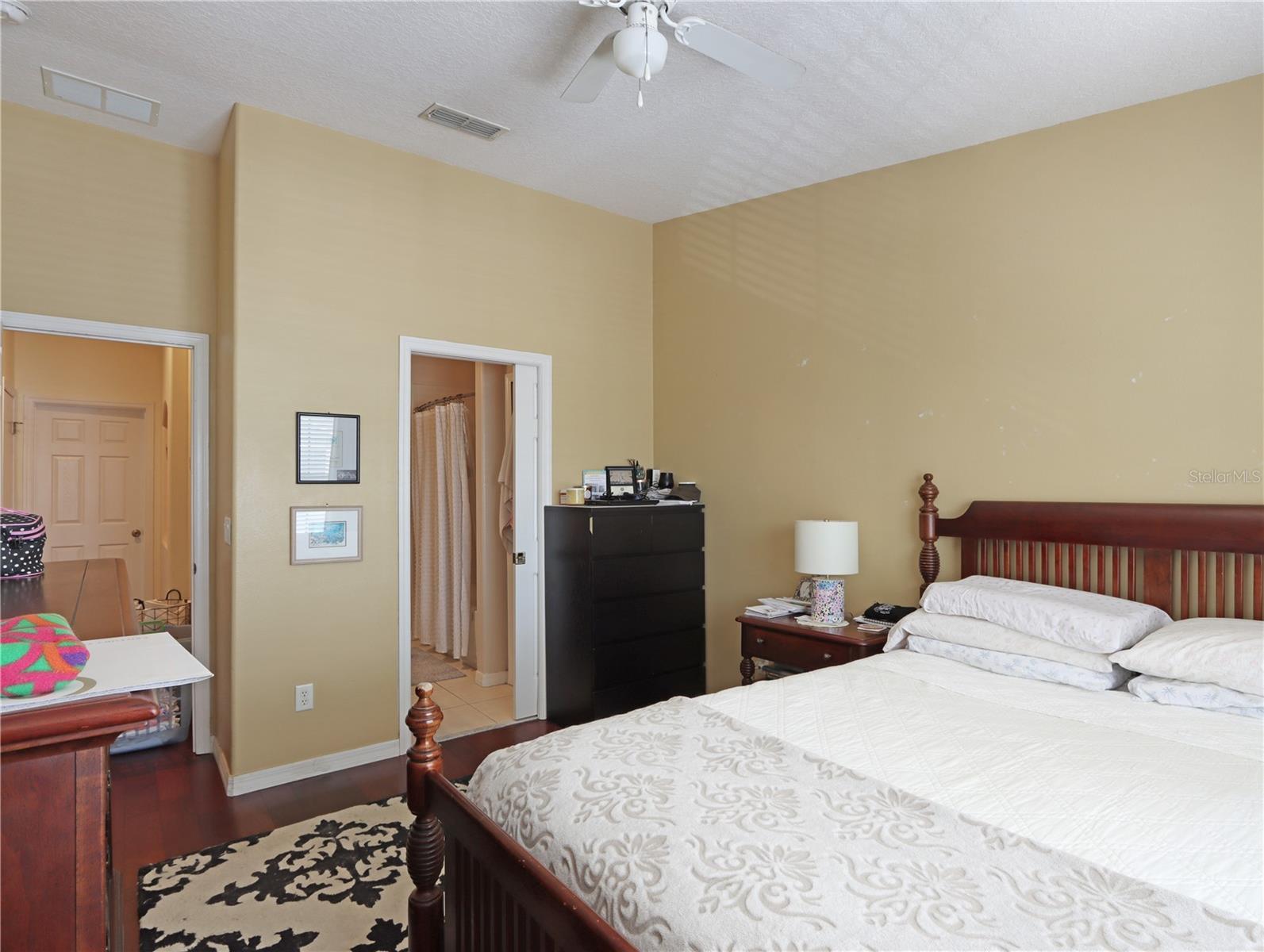 WINDSOR LAKE TOWNHOMES - Residential