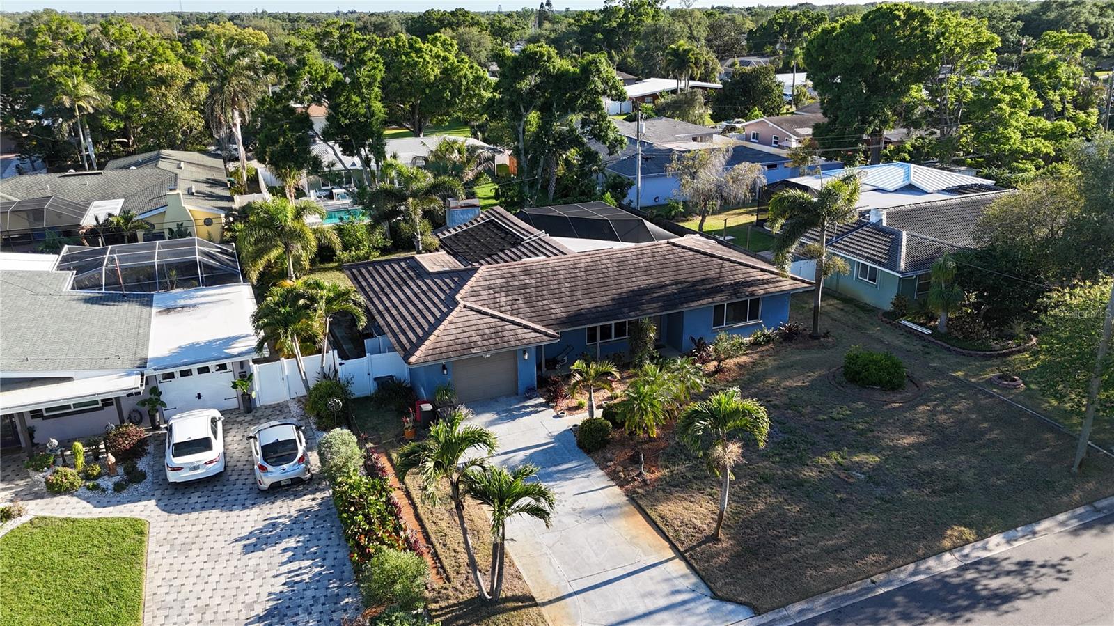 BELLEAIR HEIGHTS - Residential