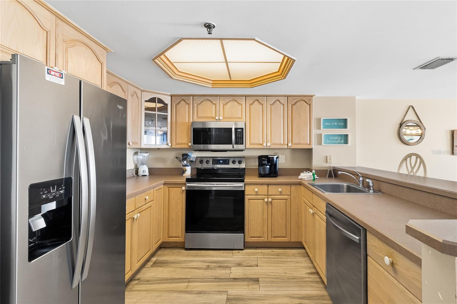 LAS BRISAS OF MADEIRA CONDO - Residential