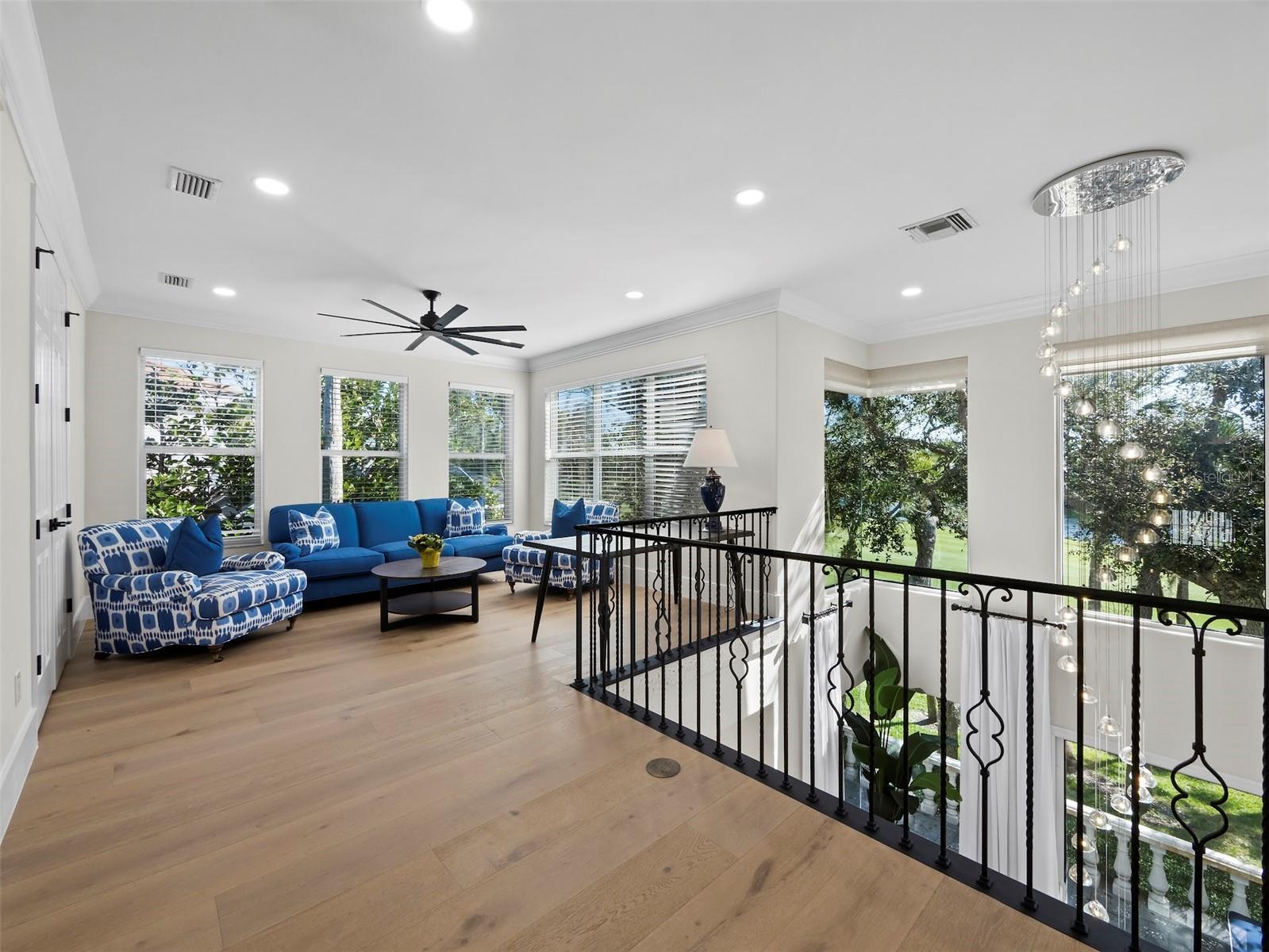QUEENS HARBOUR - Residential