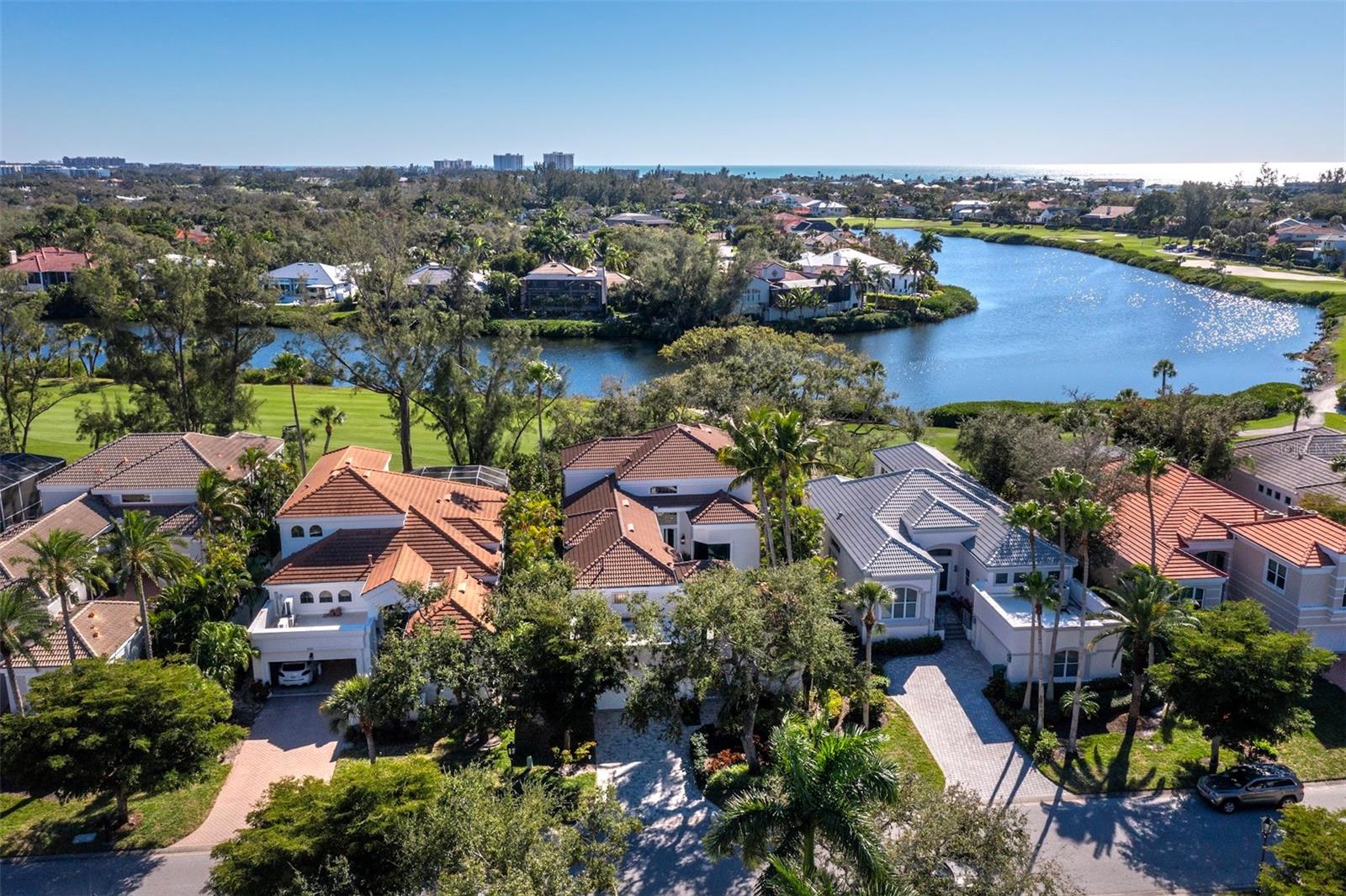 QUEENS HARBOUR - Residential