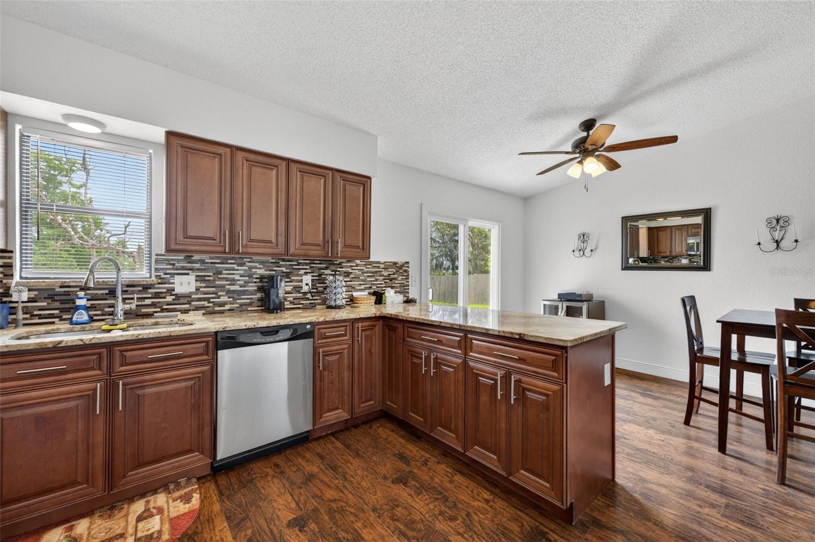DELTONA LAKES UNIT 33 - Residential