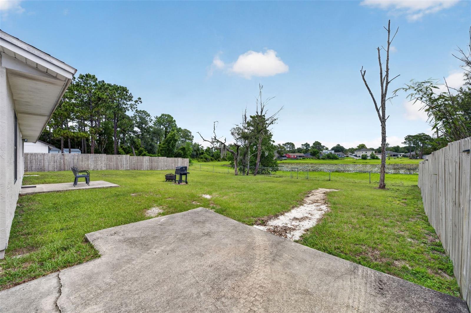 DELTONA LAKES UNIT 33 - Residential