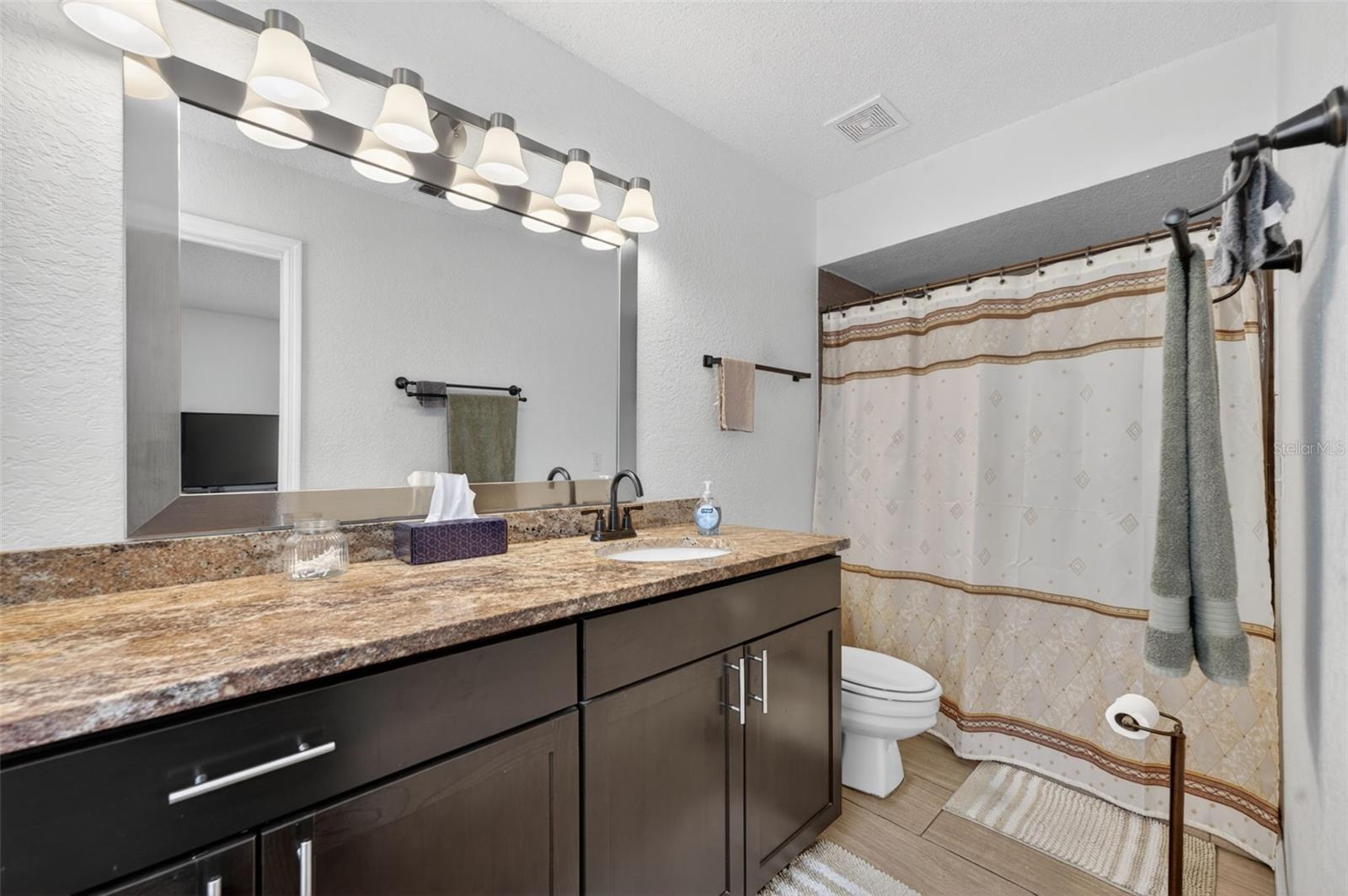 DELTONA LAKES UNIT 33 - Residential